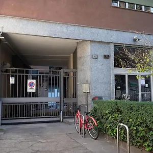 https://cozy-housing-porta-romana-m3.italymilanhotels.net