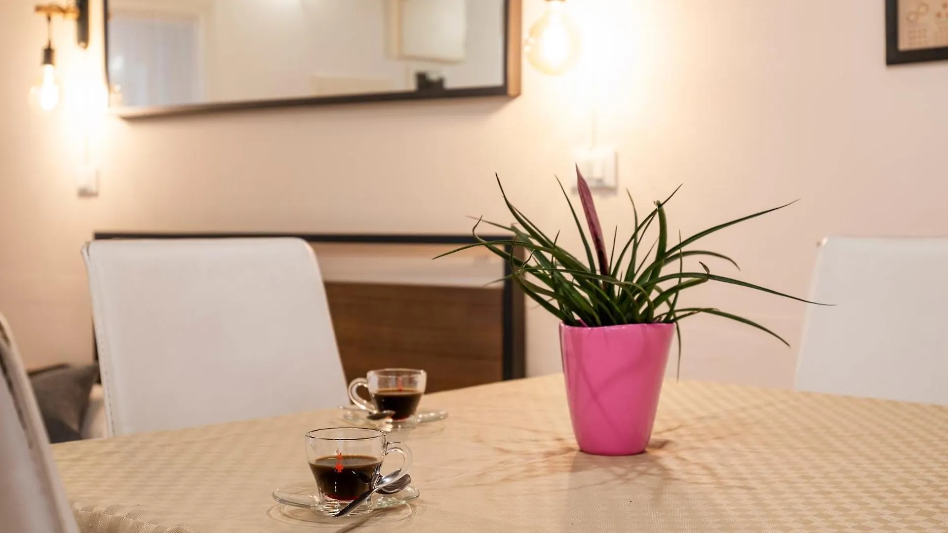 Fenix Colombina In Biennale - Your Little House Venice Apartment